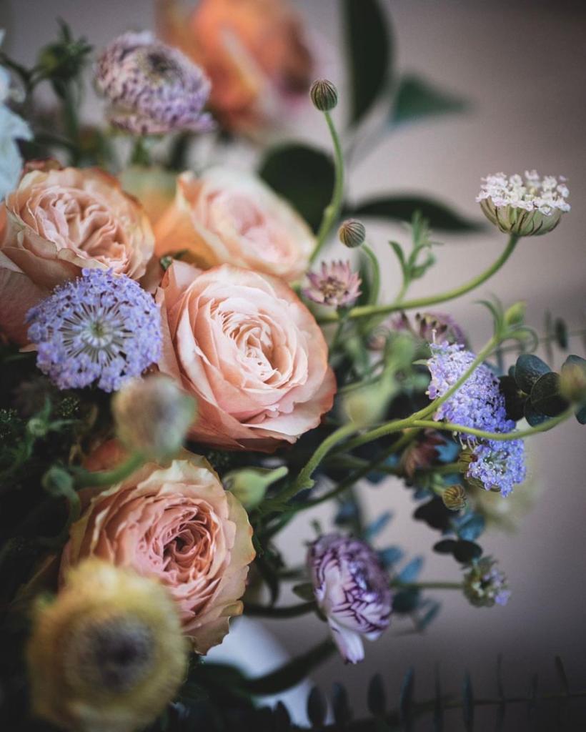 Photo by AURA Floral Design